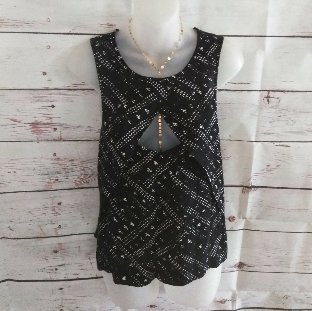 Free people black keyhole top size s